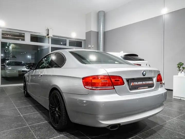 BMW Serie 3 Coupé E92 320d Attiva – Eleganza e Sportività