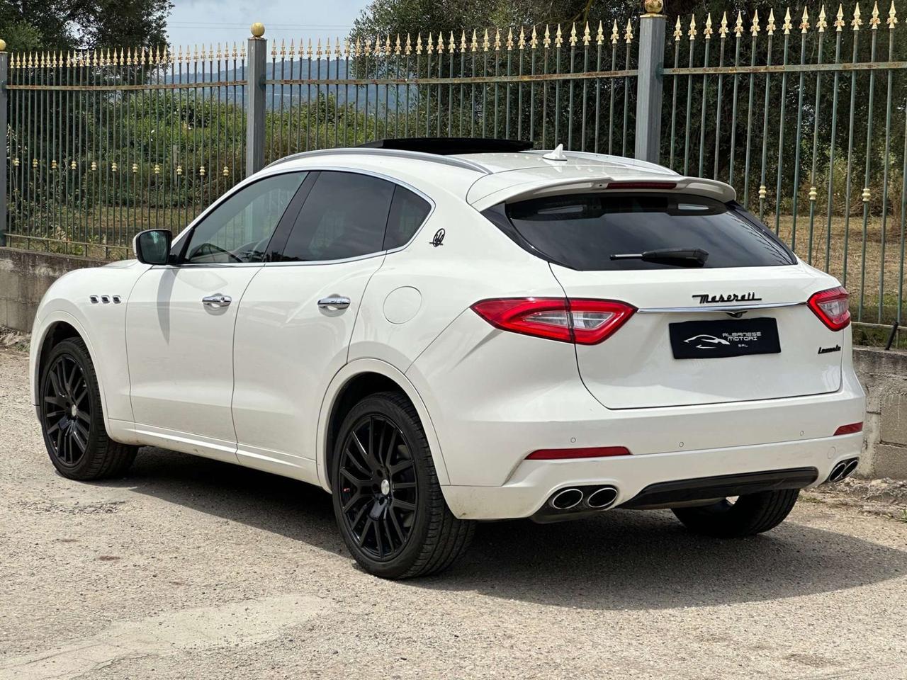 Maserati Levante 3.0 275cv - GARANZIA 12 MESI