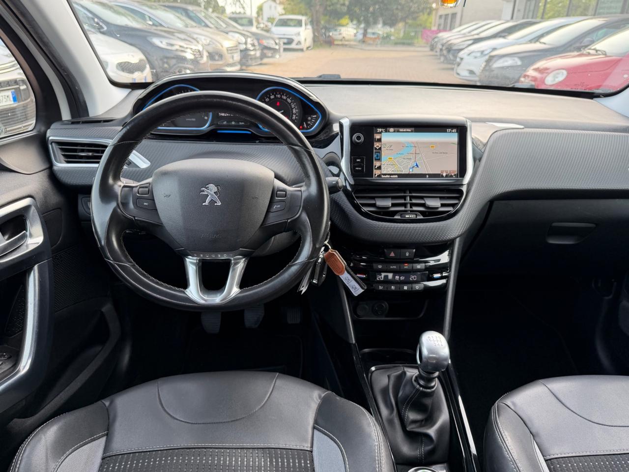 Peugeot 2008 BlueHDi 120 S&S Black Matt