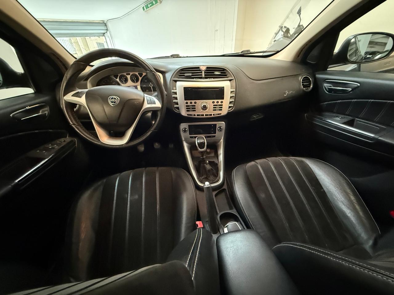 Lancia Delta 1.6 MJT DPF Oro