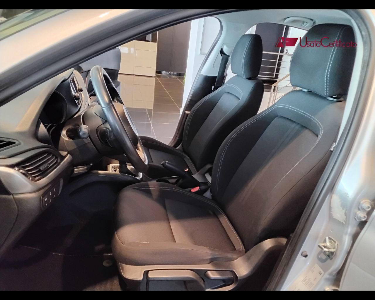 FIAT Tipo 1.3 Mjt S&S 5 porte Easy