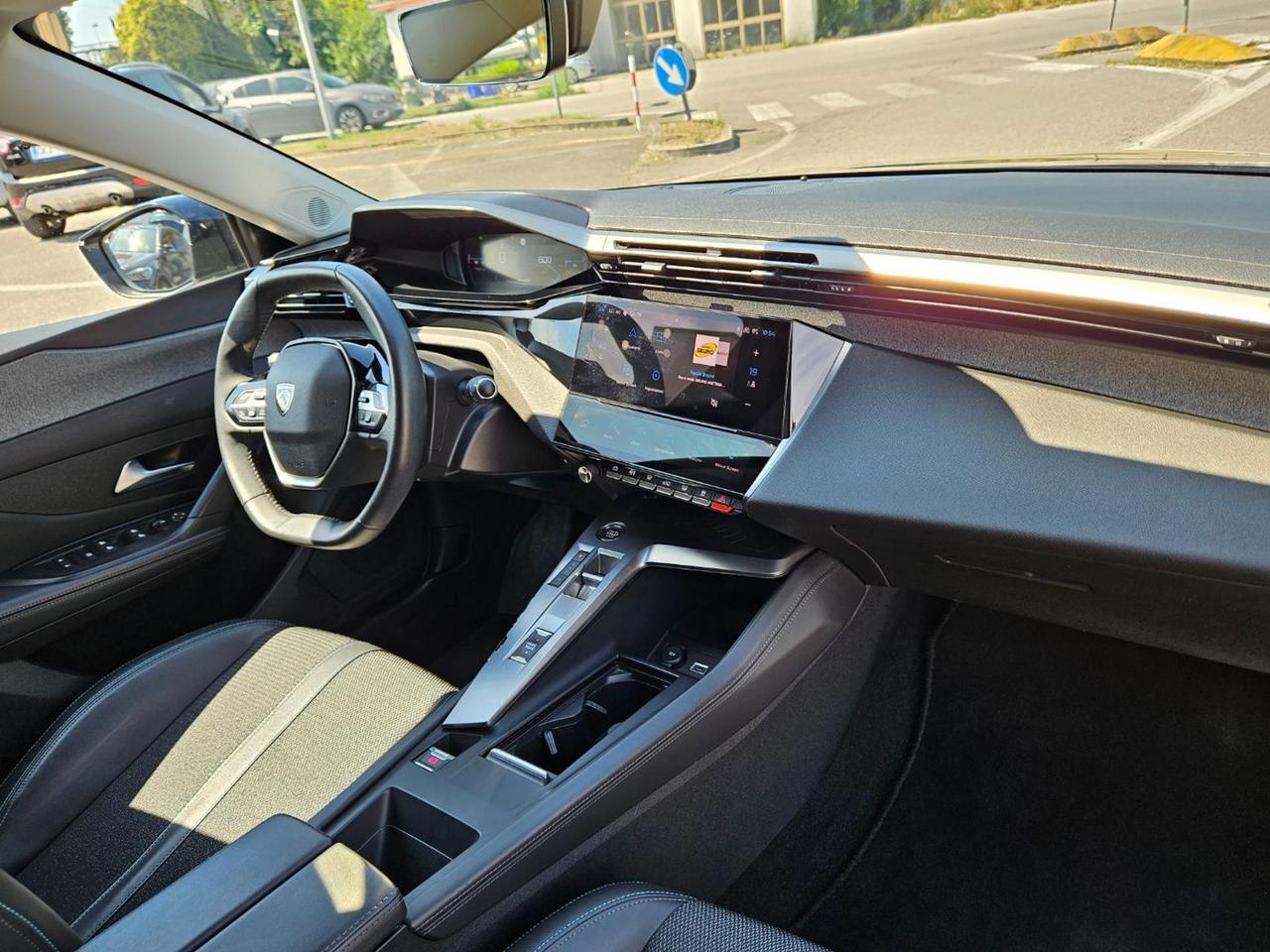 Peugeot 308 BlueHDi 130 S&S EAT8 SW Allure