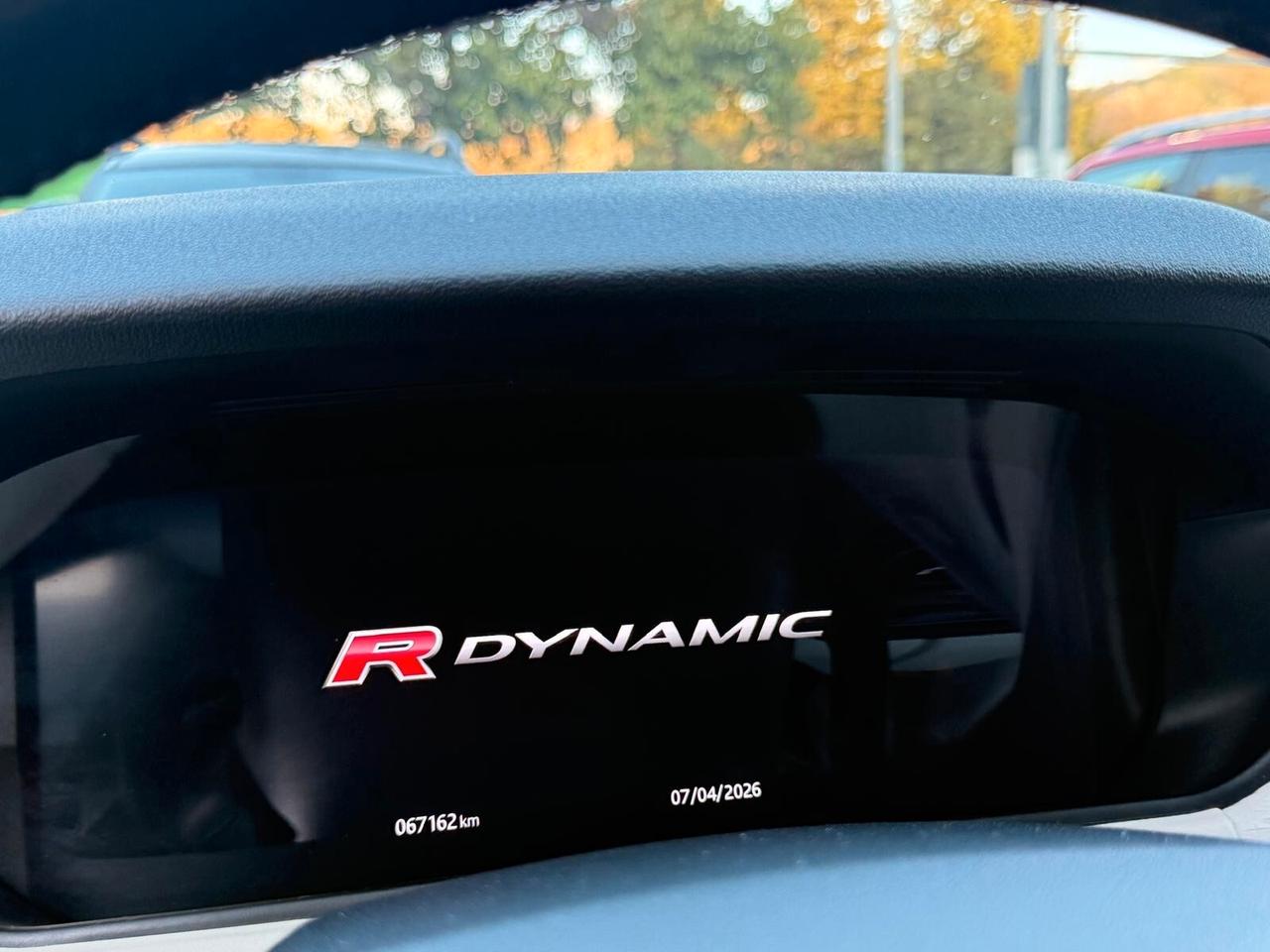 Land Rover Range Rover Velar 2.0D 180cv R-Dynamic SE