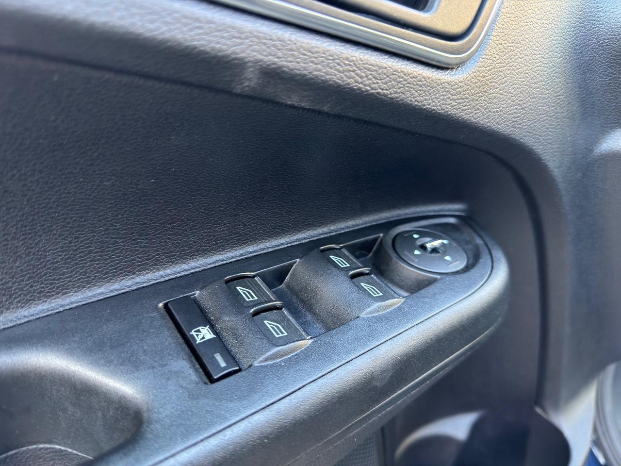 Ford B-Max 1.0 EcoBoost 100 CV Titanium ADATTA A NEOPATENTATI