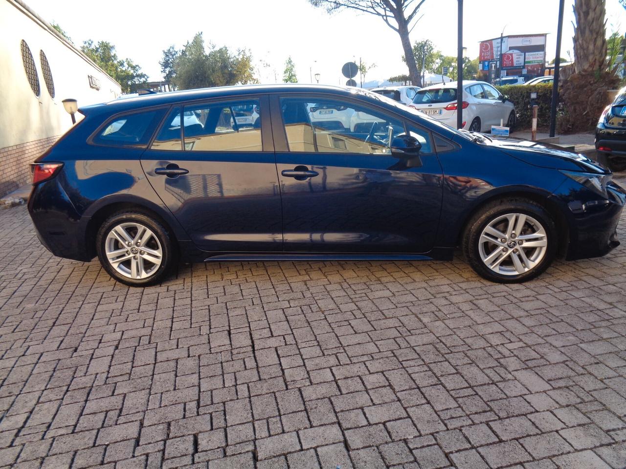 Toyota Corolla Touring Sports 1.8 Hybrid Business NESSUN VINCOLO DI FINANZIAMENTO