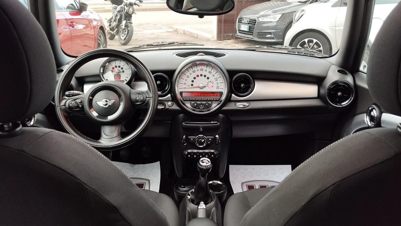 Mini COOPER D PREZZO BLACK WEEK