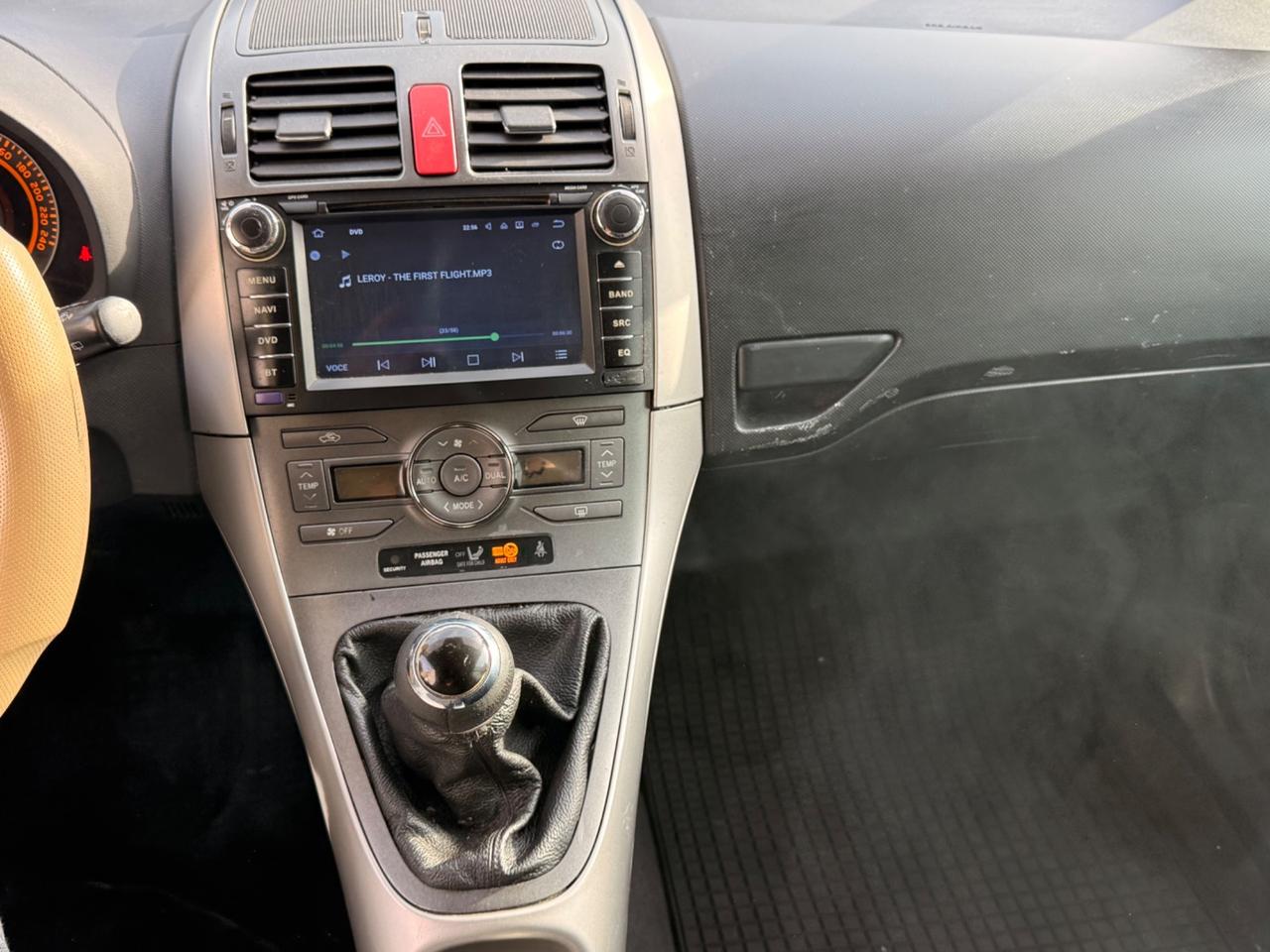 Toyota Auris 1.4 D-4D 3 porte Sol