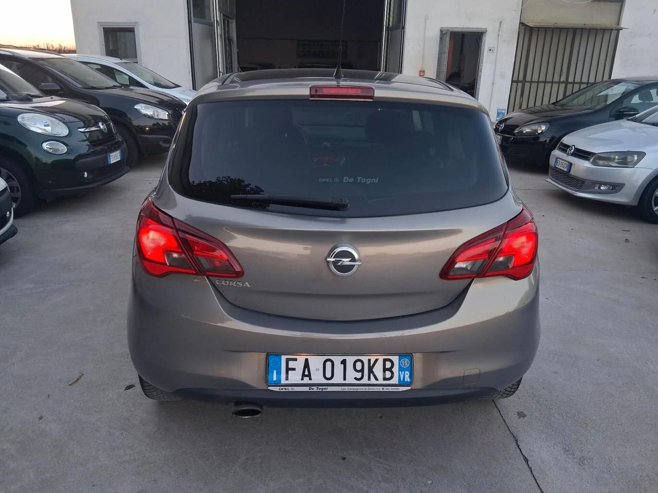 Opel Corsa 1.4 90CV GPL Tech 5 porte Cosmo
