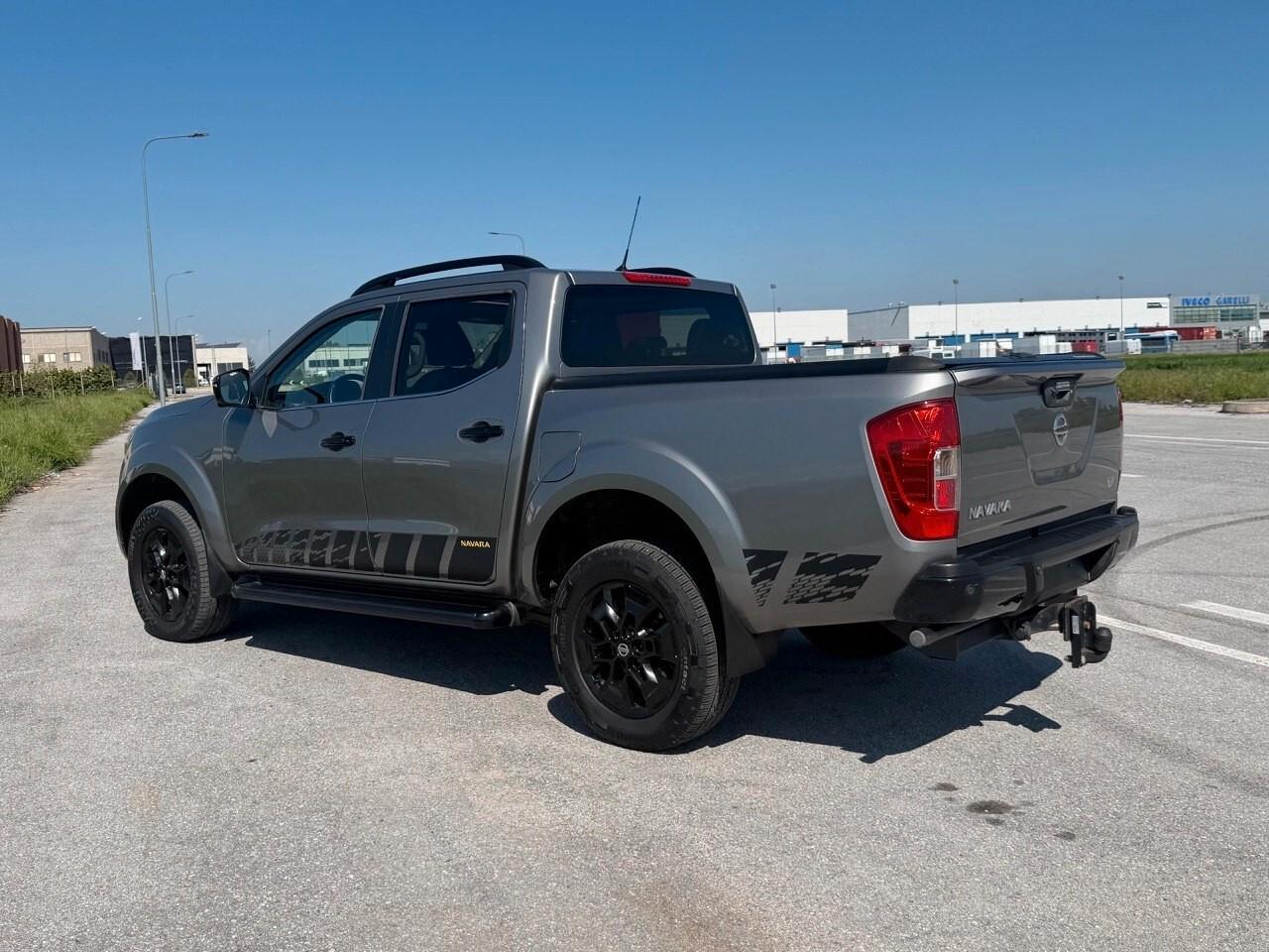 Nissan Navara 2.3 dCi 190 CV 4WD Double Cab N-Guard