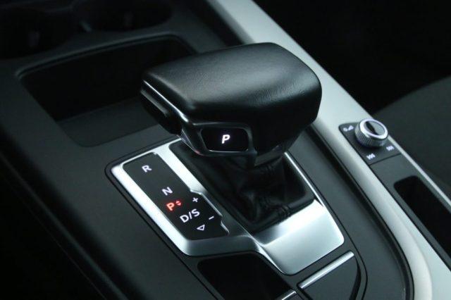 AUDI A4 Avant 35 TDI/163 CV S tronic S line edition
