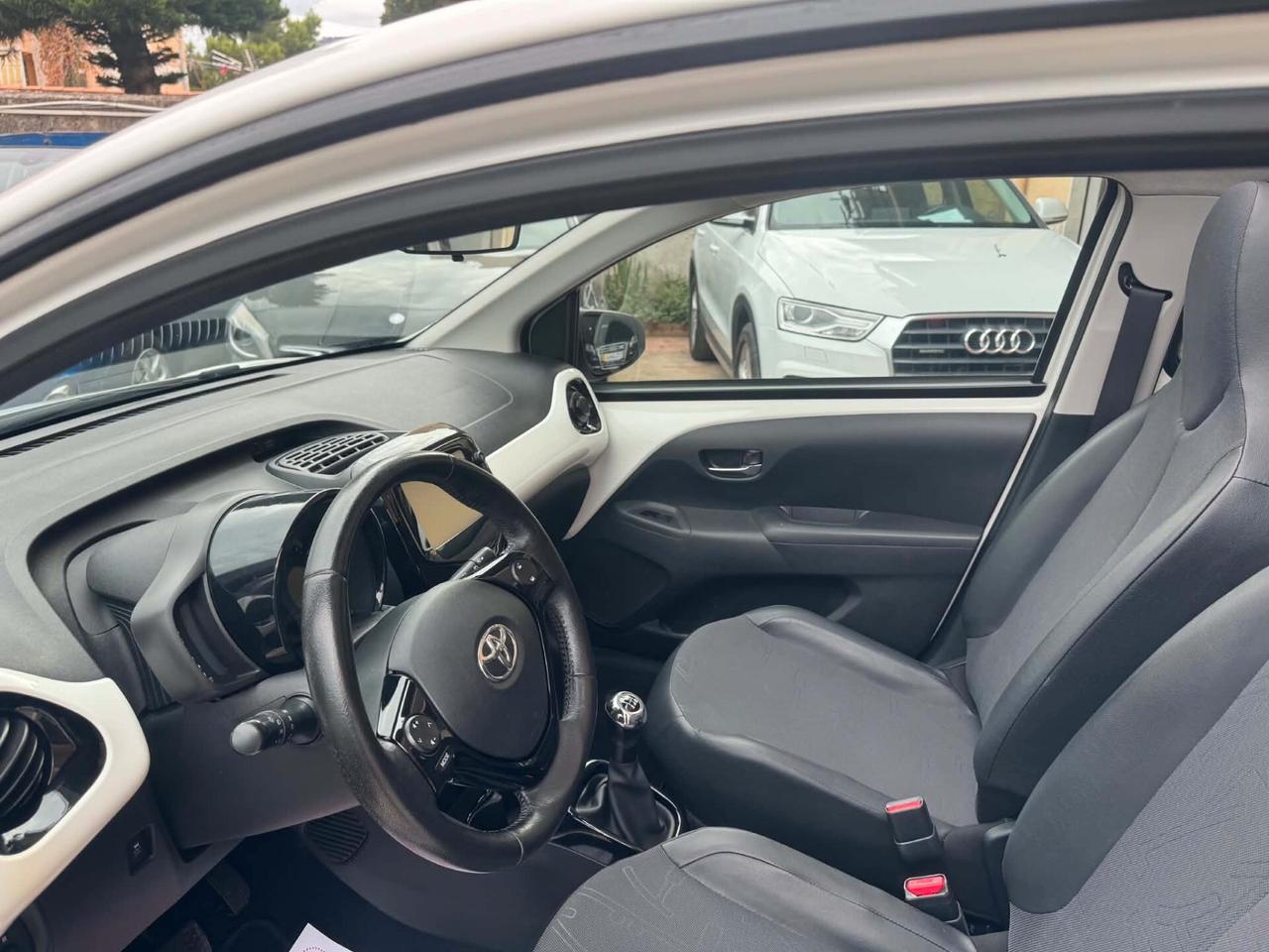 TOYOTA AYGO CABRIO 2016 SUPER FULL EURO6