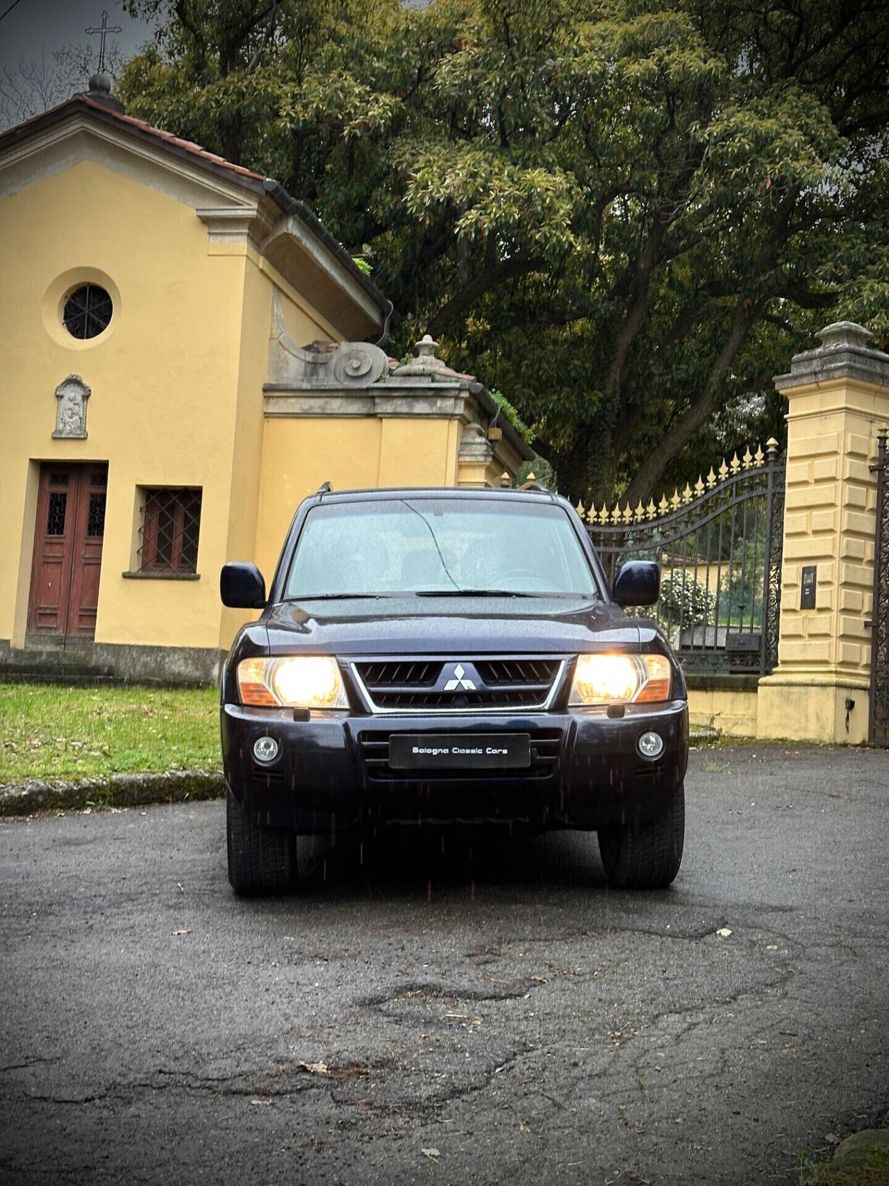 Mitsubishi Pajero 3.5i GDI V6 24V GLS 7 POSTI cat 5p.