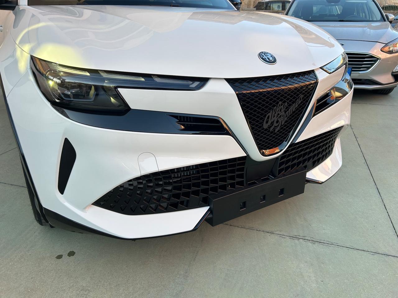 Alfa Romeo Junior 1.2 145 CV Hybrid eDCT6 Ti