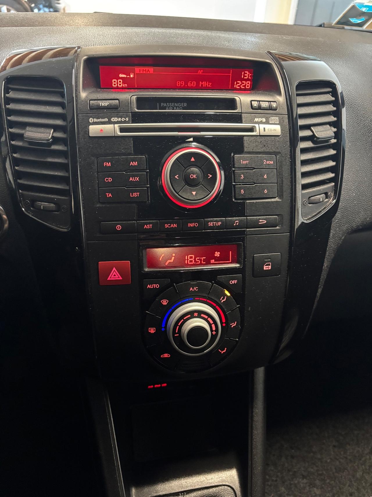 Kia Venga 1.4 BENZINA |OK NEOPATENTATI |