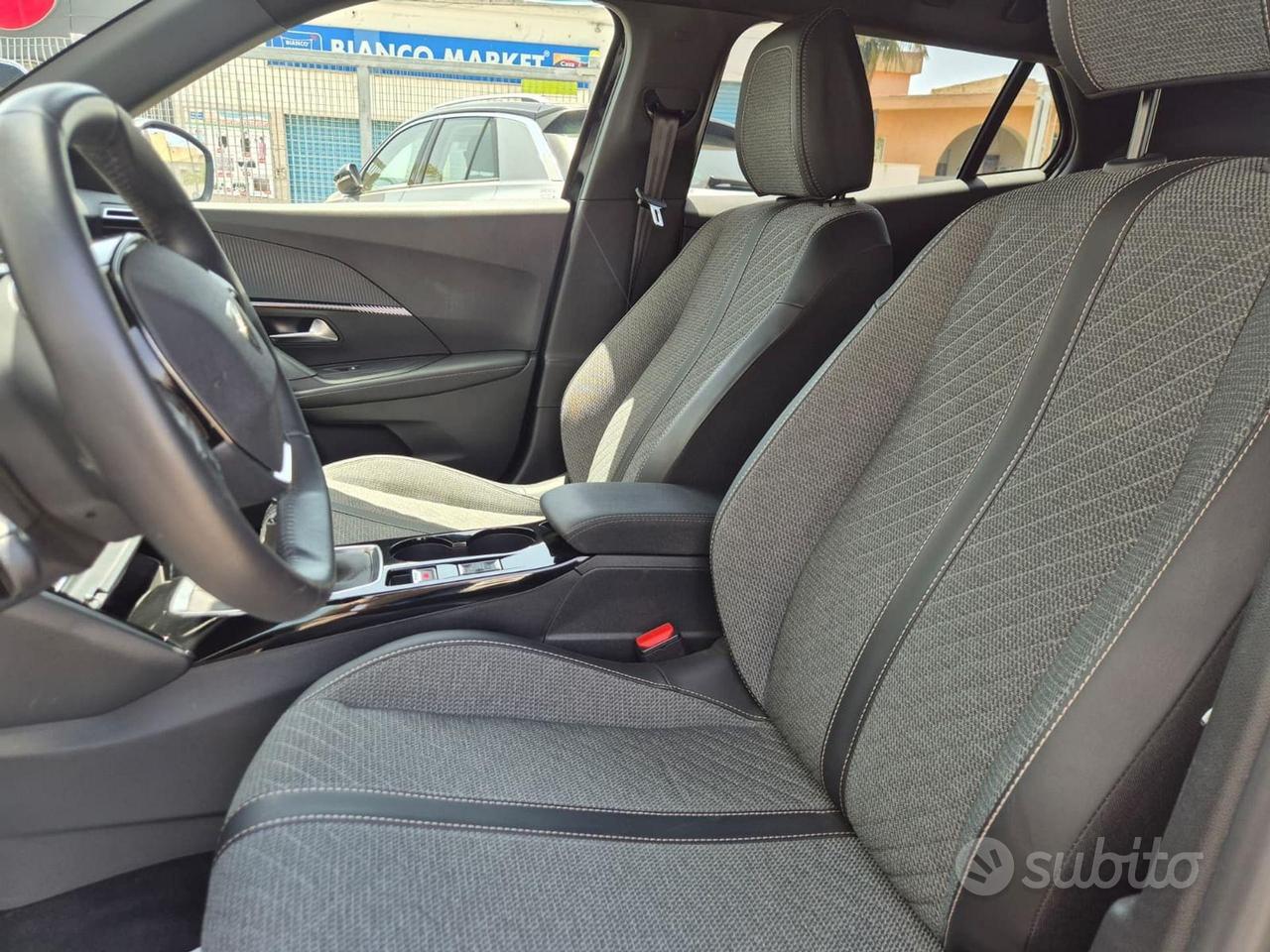 Peugeot 2008 Peugeot 2008 1.2 100CV Allure
