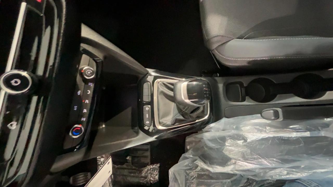 Opel Corsa 1.2 100 CV YES KM0