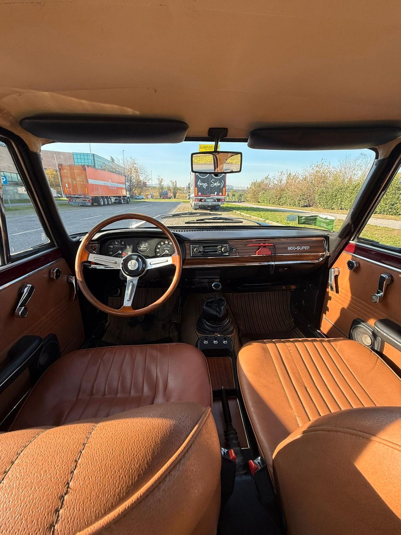 Alfa Romeo Giulia 1300 Super