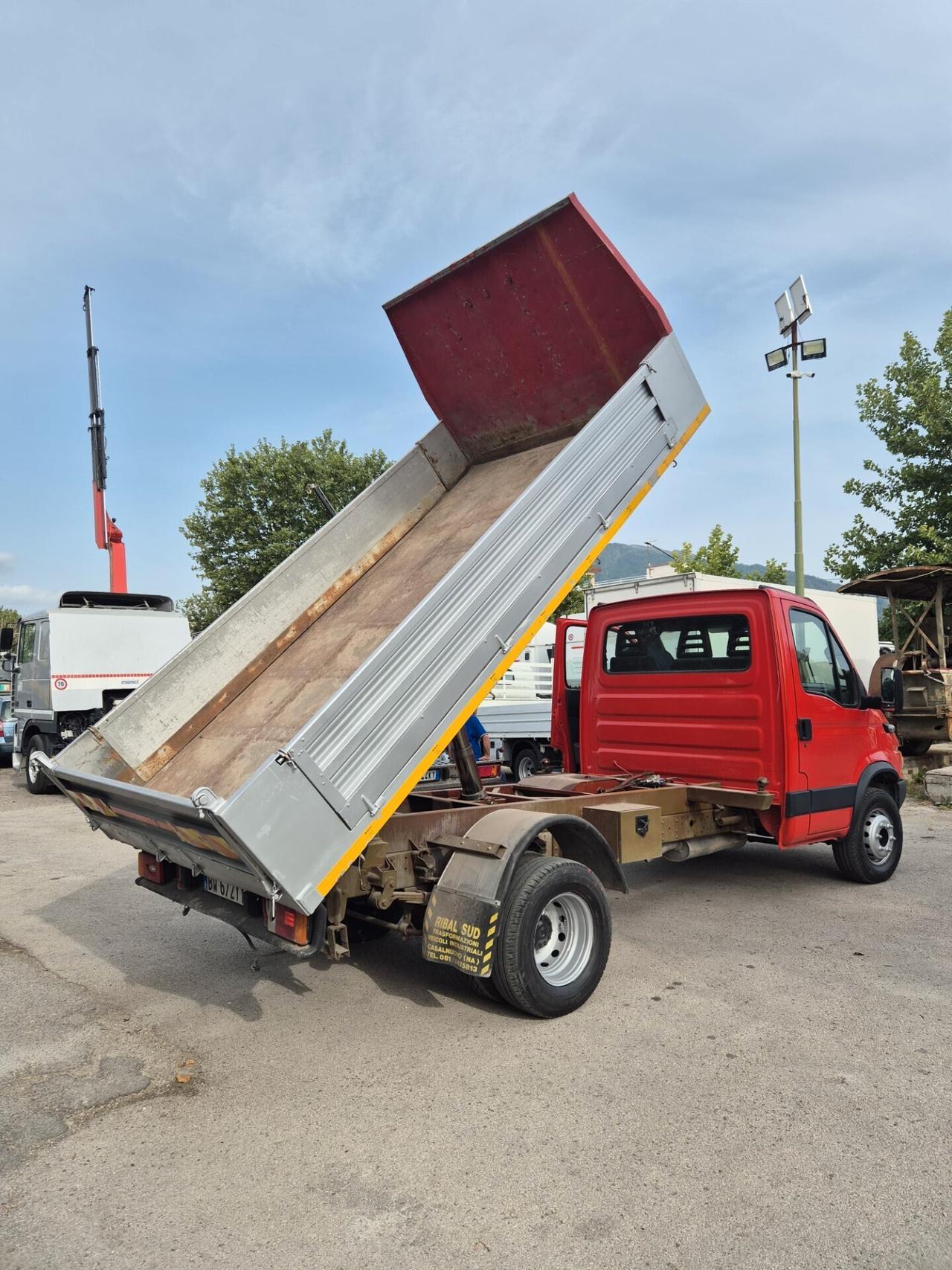 Iveco 65C15 Ribaltabile Patente C