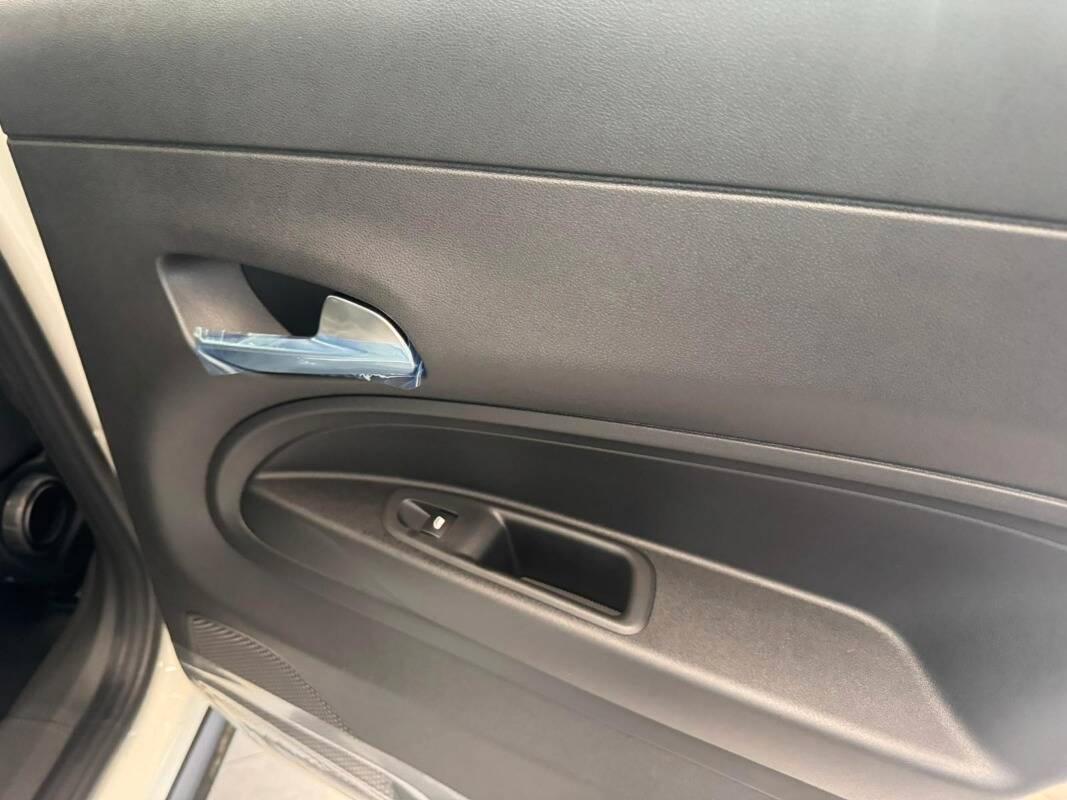 Jeep Avenger 1.2 t. e-hybr.mhev Longitude fwd 110cv edct6