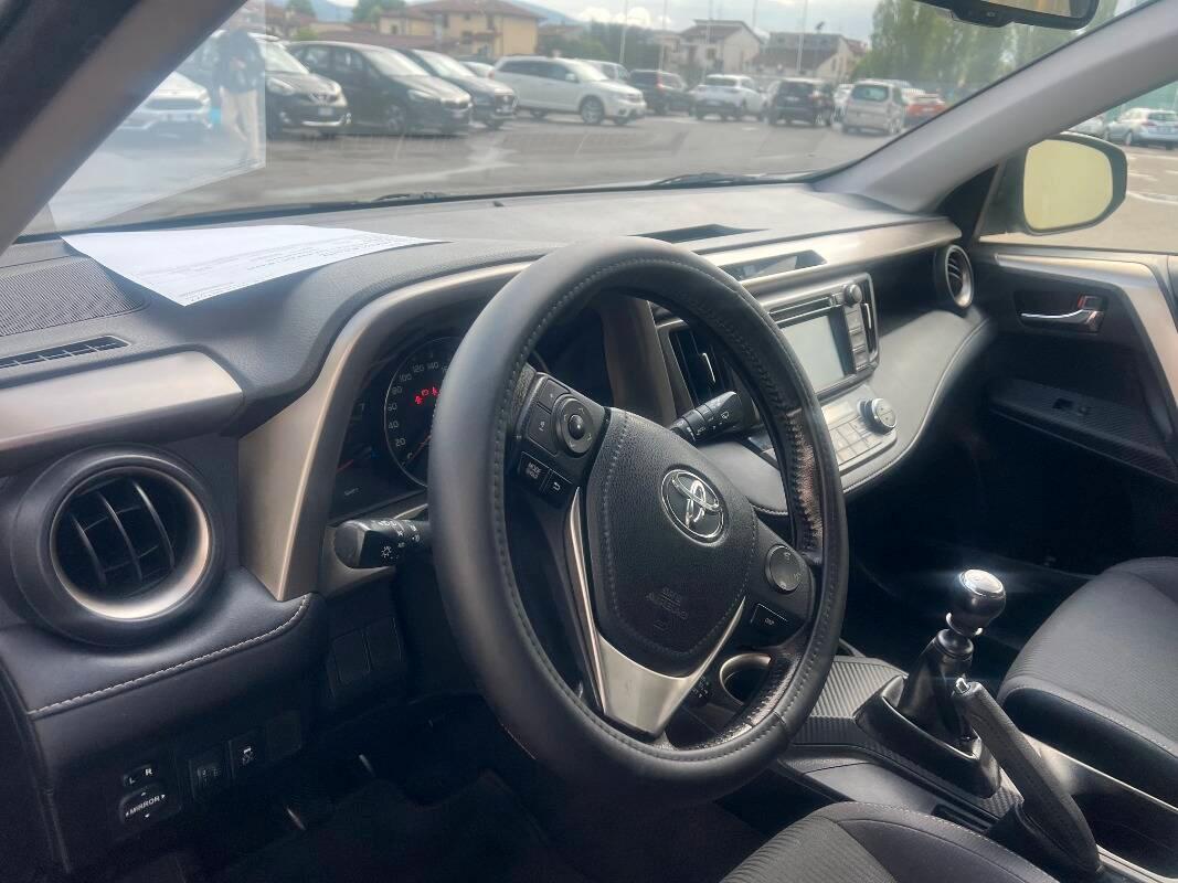 Toyota Rav4 2.0 d-4d Active 2wd 124cv mt