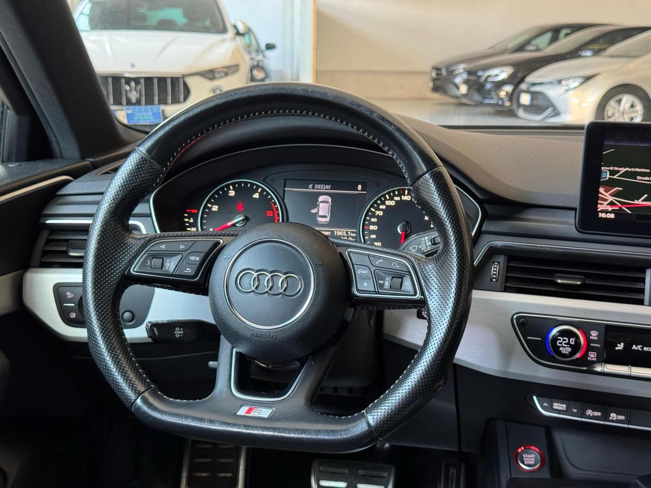 Audi A4 Avant 40 2.0 tdi Sport quattro 190cv s-tronic S-LINE