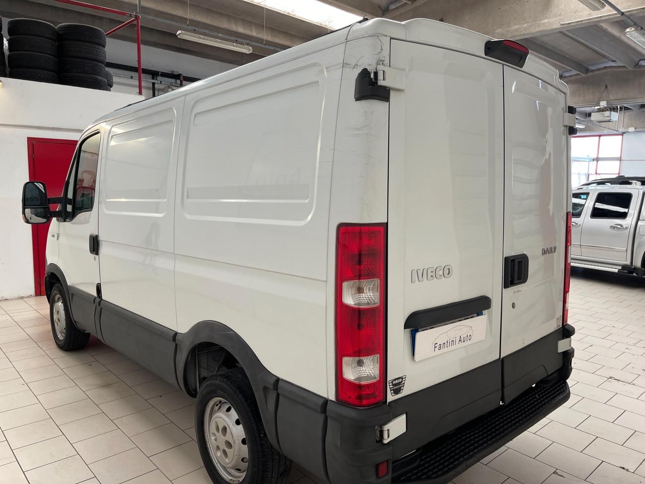 Iveco Daily 29L11 3 posti-Ok Neopatentati_LEGGI SOTTO