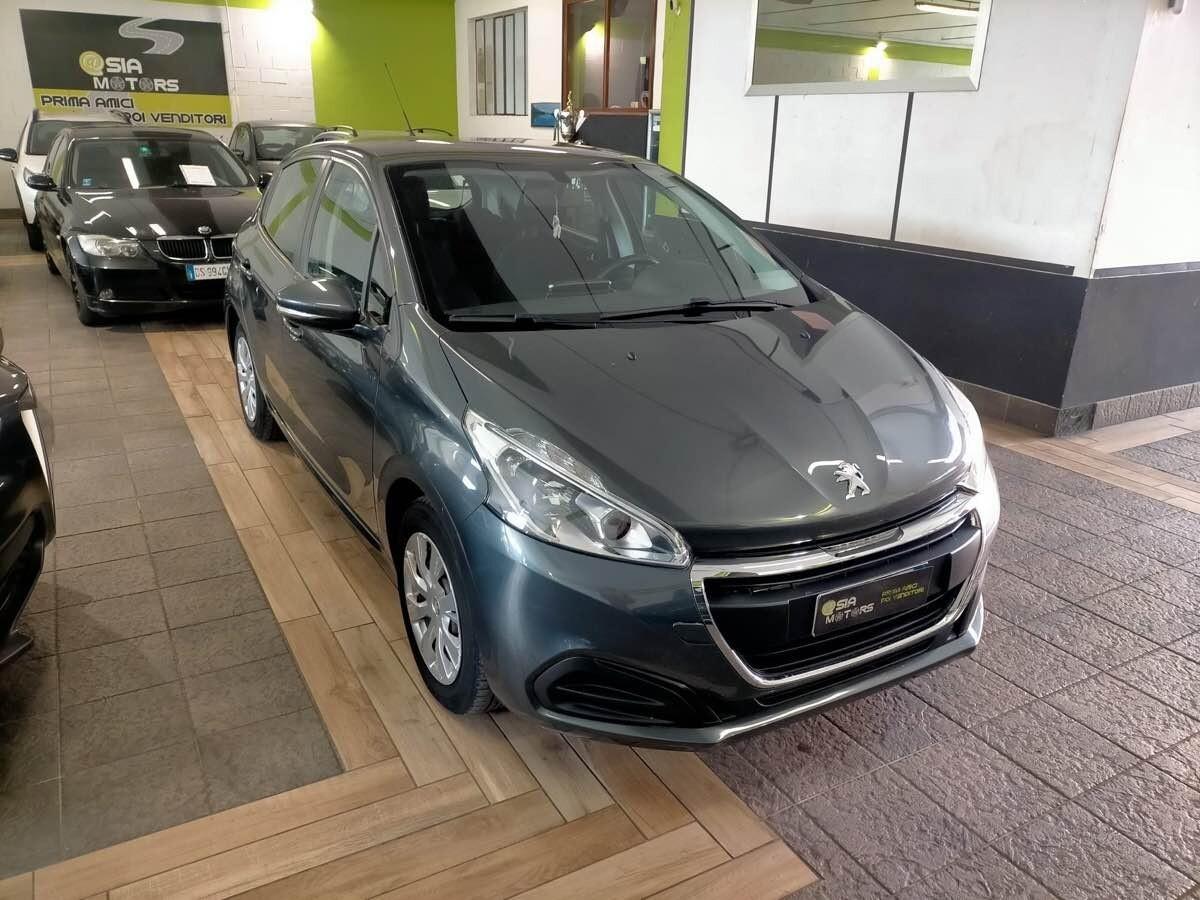 PEUGEOT 208 1.2