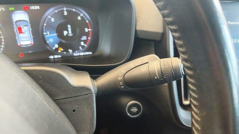 Volvo XC40 D4 AWD Geartronic Business Plus