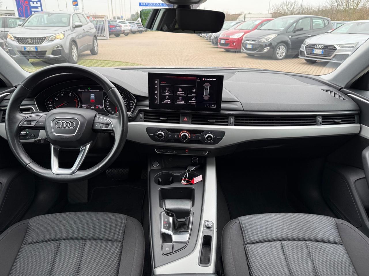 Audi A4 Avant 30 TDI/136 CV S tronic