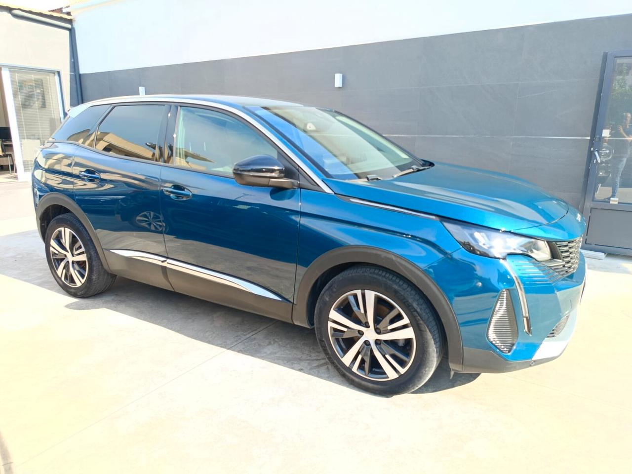 Peugeot 3008 BlueHDi 130 S&S EAT8 Allure