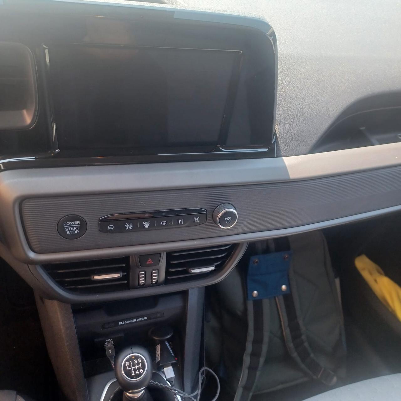 NUOVO 1.788KM FORD TOURNEO CURIER 24 MESI GARANZIA DI FABBRICA