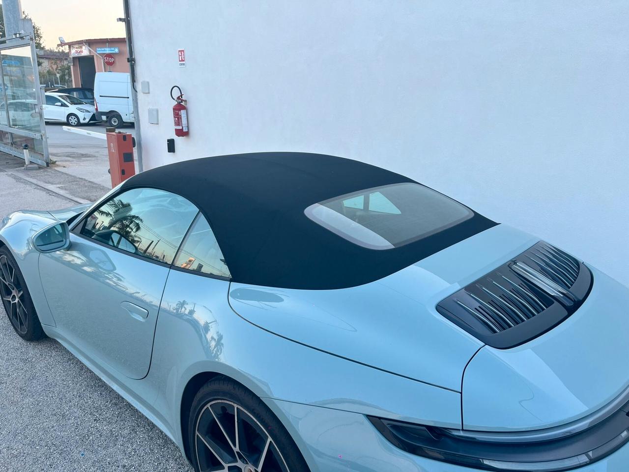 Porsche 911 Carrera Cabriolet