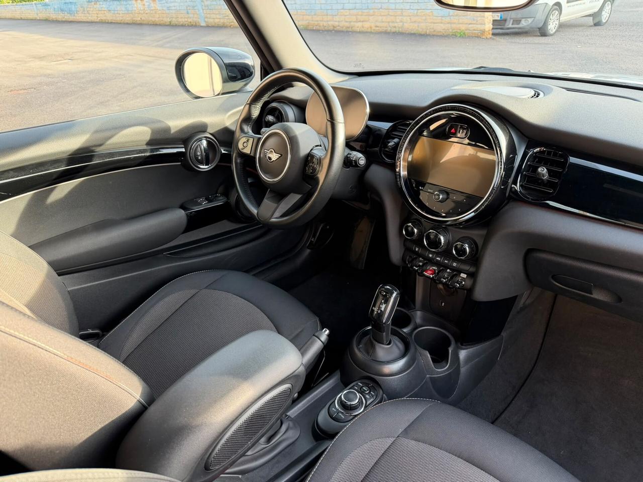 Mini 1.5 Cooper 3p Business Auto Unipro