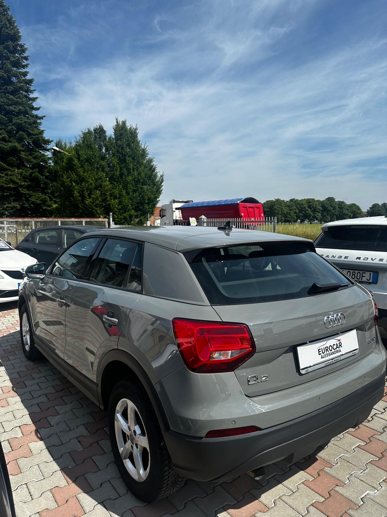 Audi Q2 30 TDI Business Design