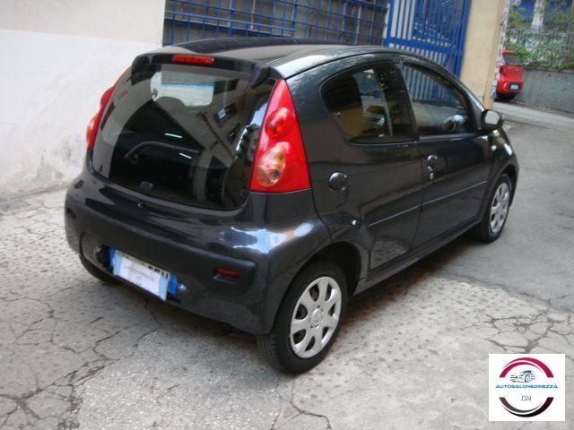 PEUGEOT - 107 - 5p. Plaisir