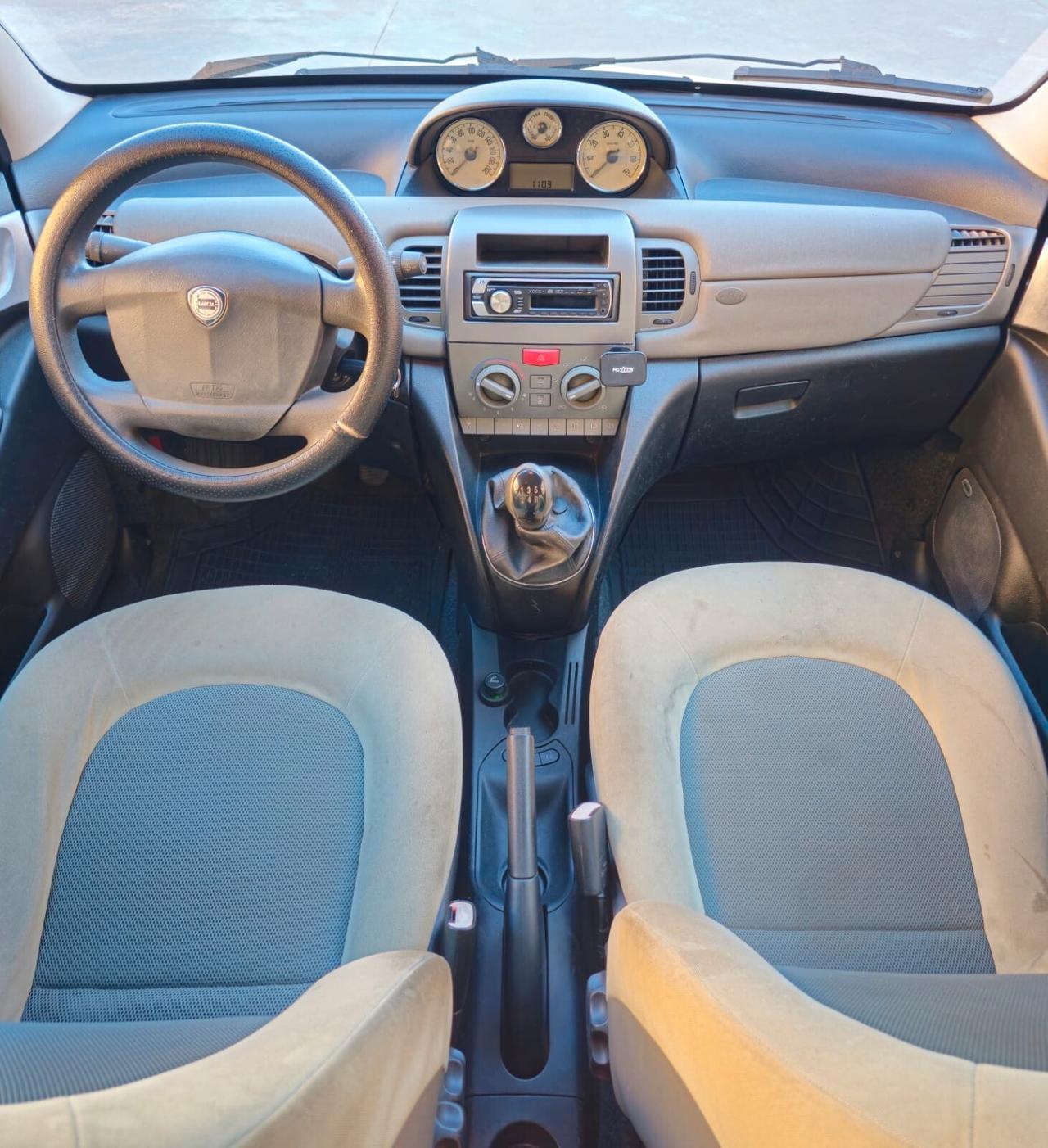 Lancia Ypsilon 1.3 Multijet 16V Platino