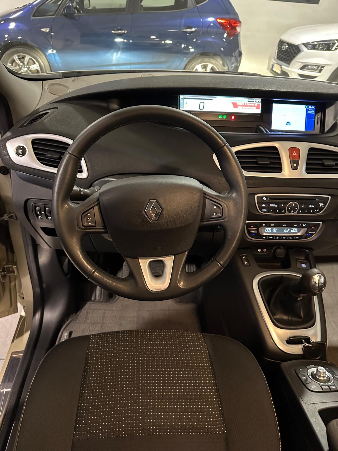 Renault Scenic Scénic X-Mod 1.5 dCi 110CV Luxe