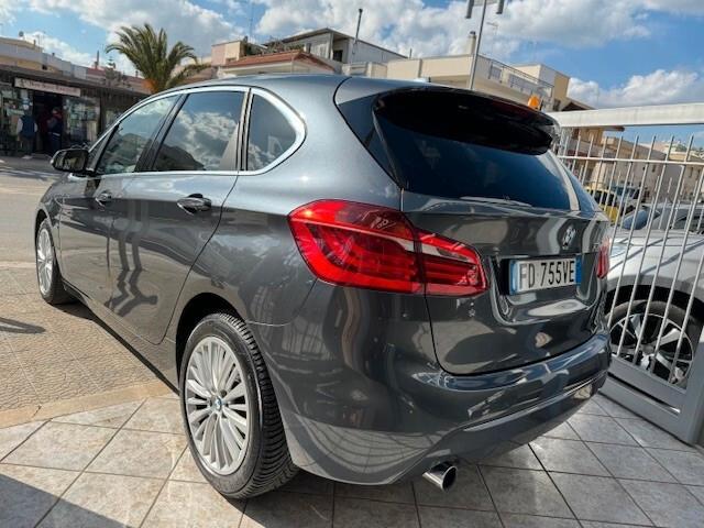 Bmw 2er Active Tourer 216d Luxury Pelle-Led-Navi-C.Autom.