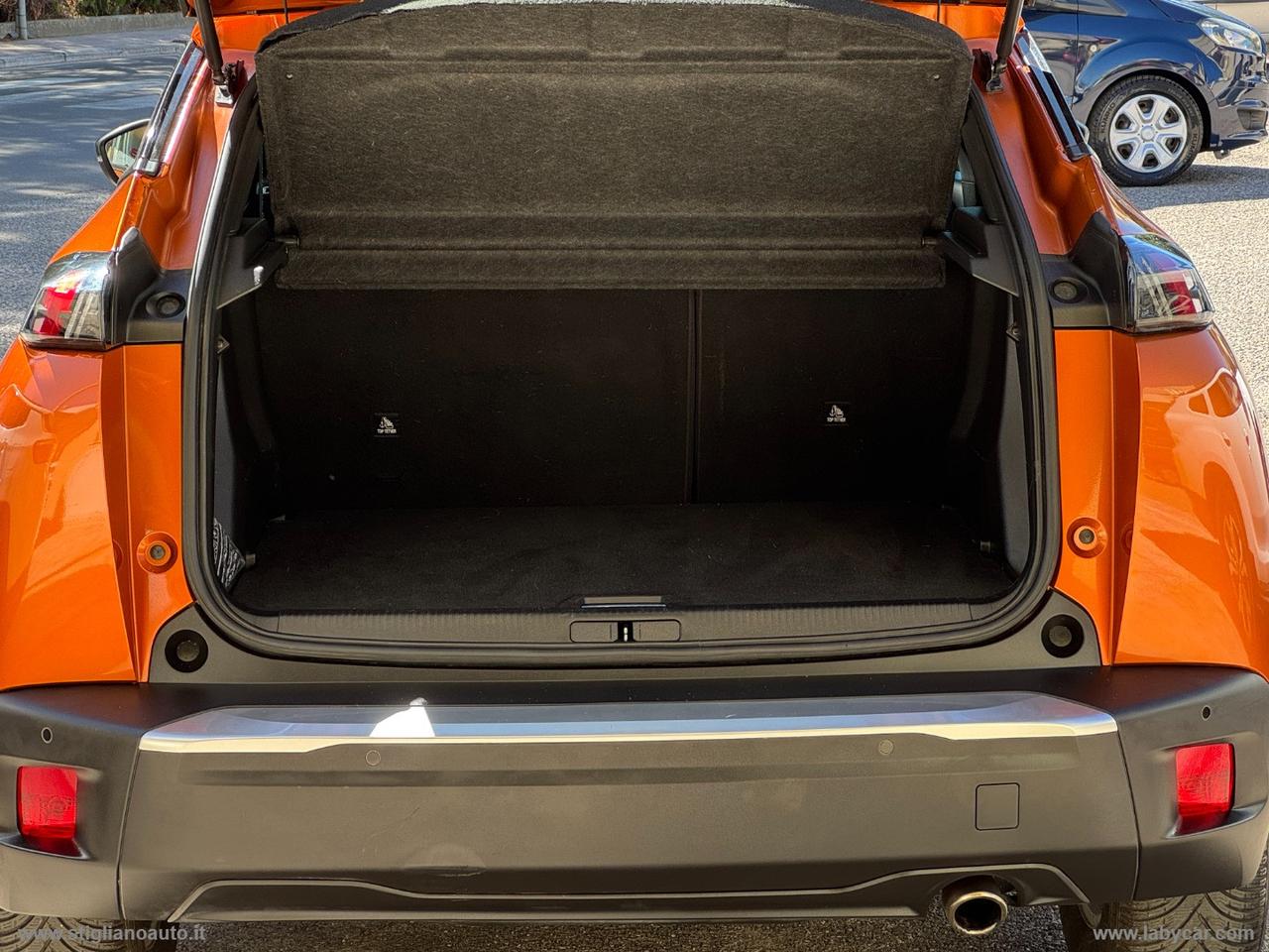 PEUGEOT 2008 BlueHDi 110 S&S Active Pack
