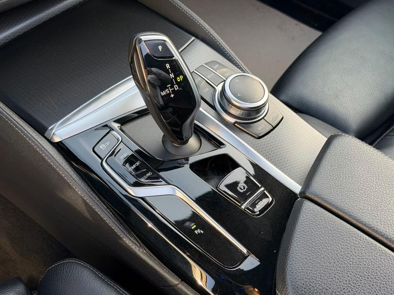 Bmw 520d 48V Touring M-Sport TETTO