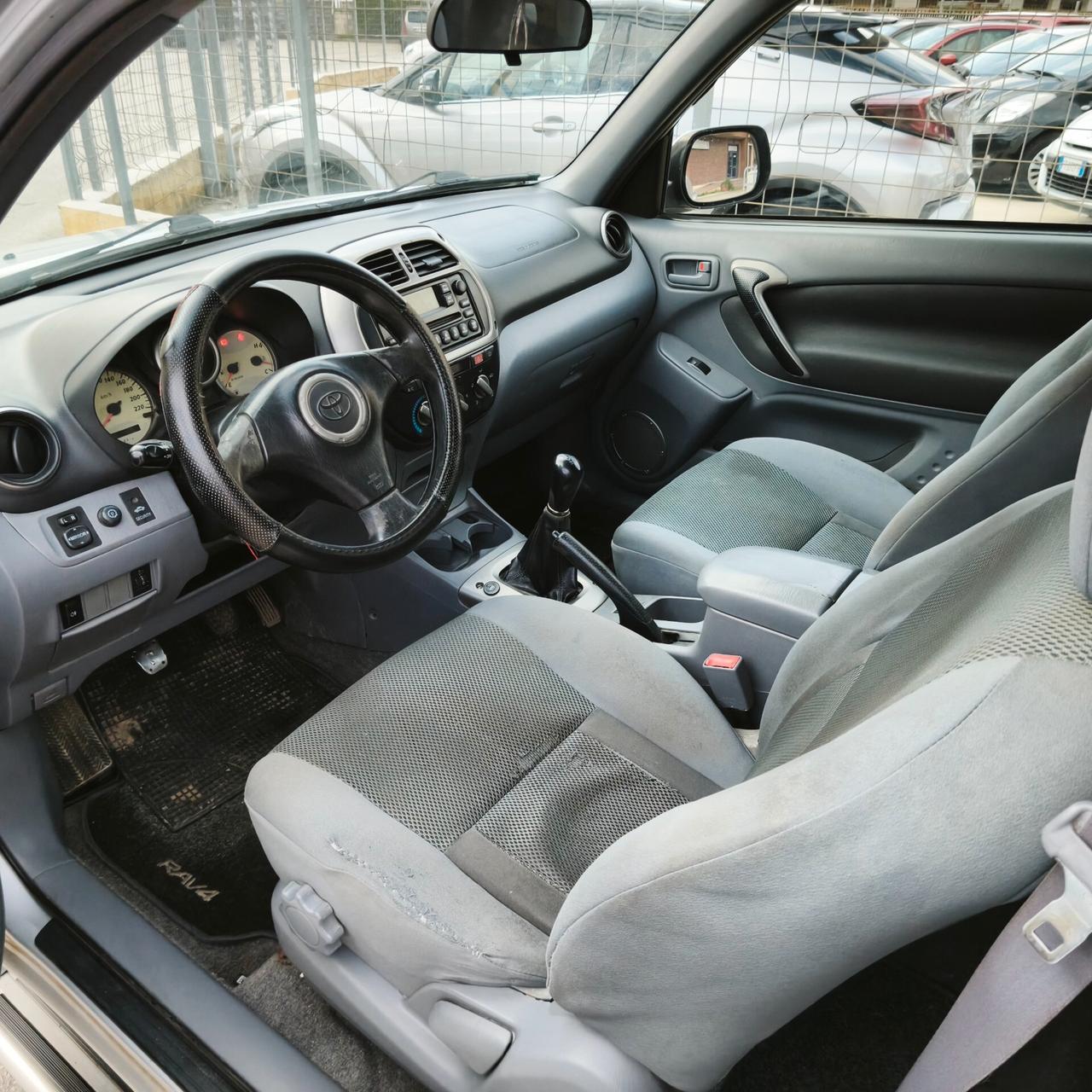 Toyota RAV 4 RAV4 2.0 16V cat 3 porte