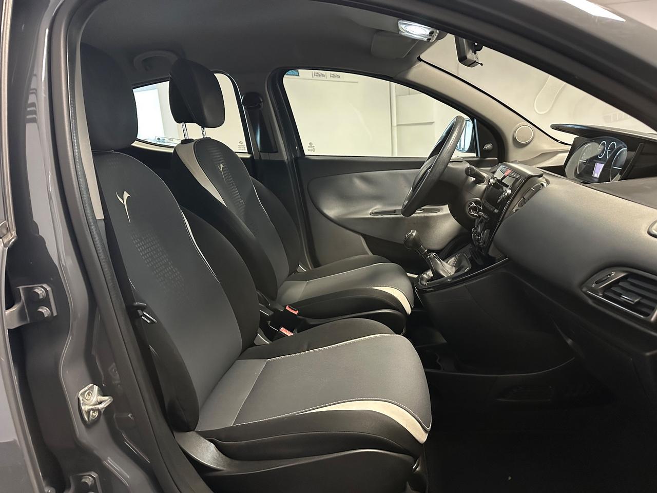 LANCIA YPSILON 1.3 MJT 95CV NEOPATENTATI