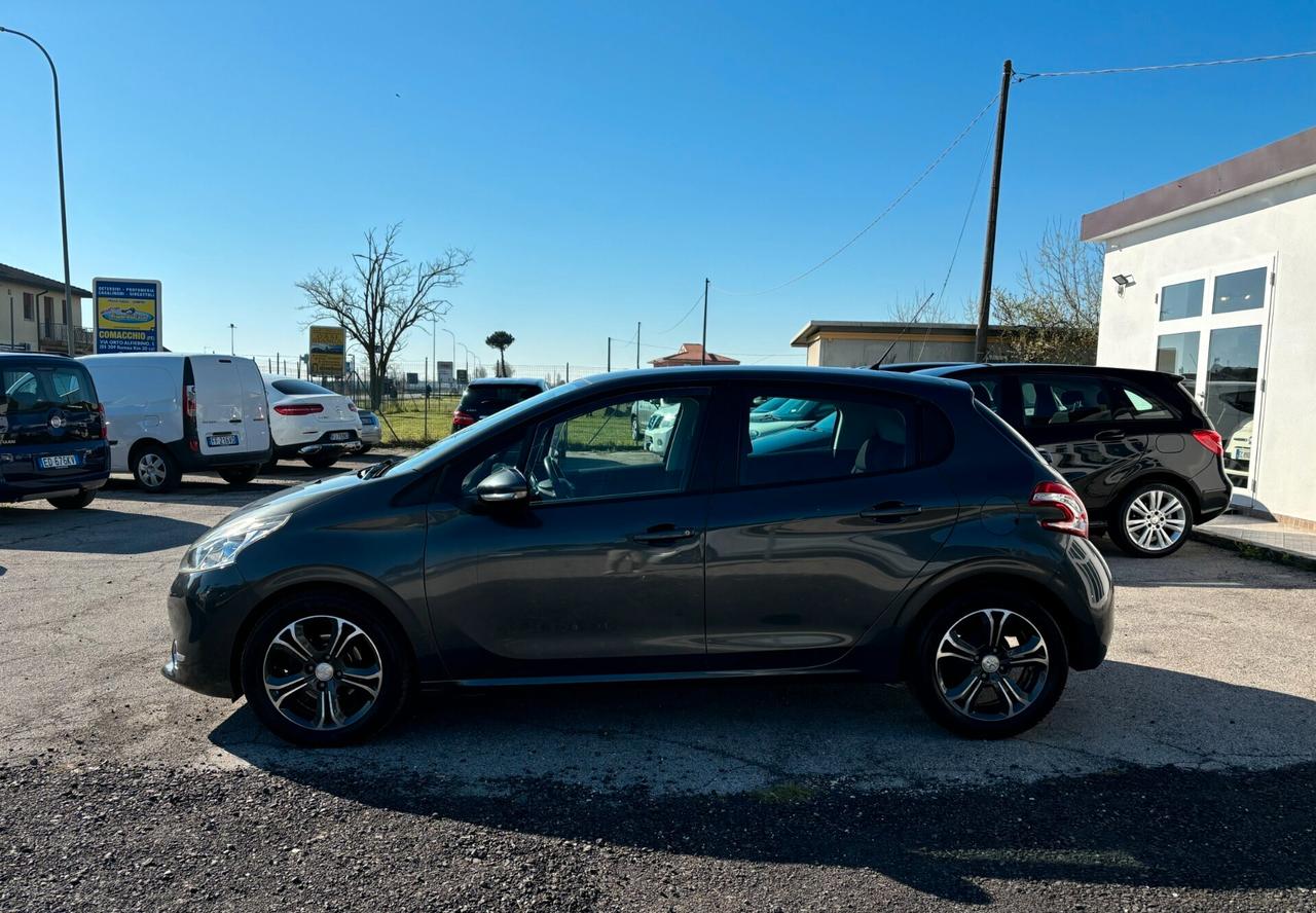 Peugeot 208 1.2 VTi MOTORE NUOVO