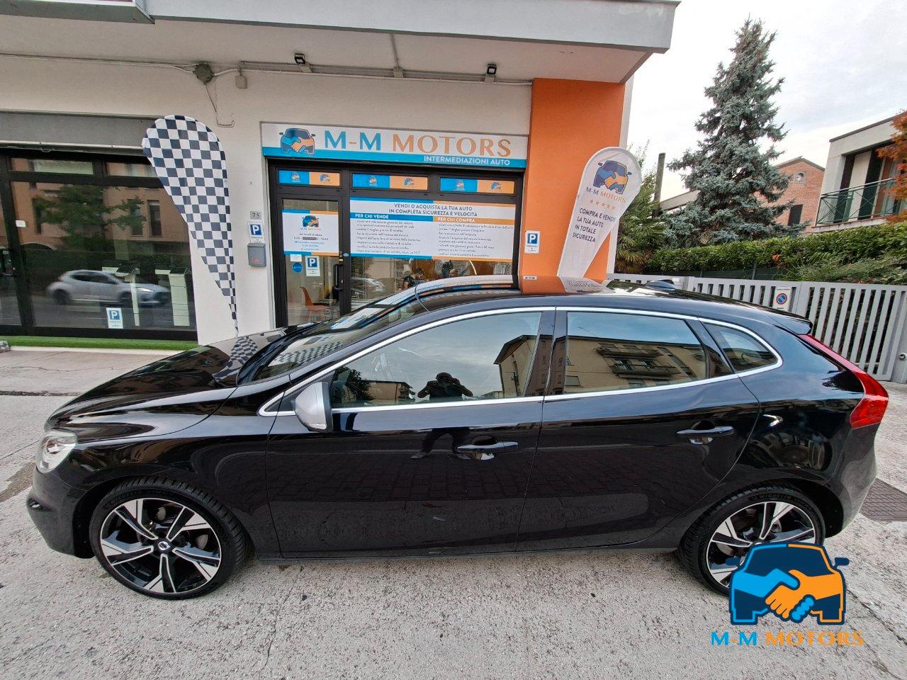 Volvo V40 2.0 d2 R-design Unico Proprietario