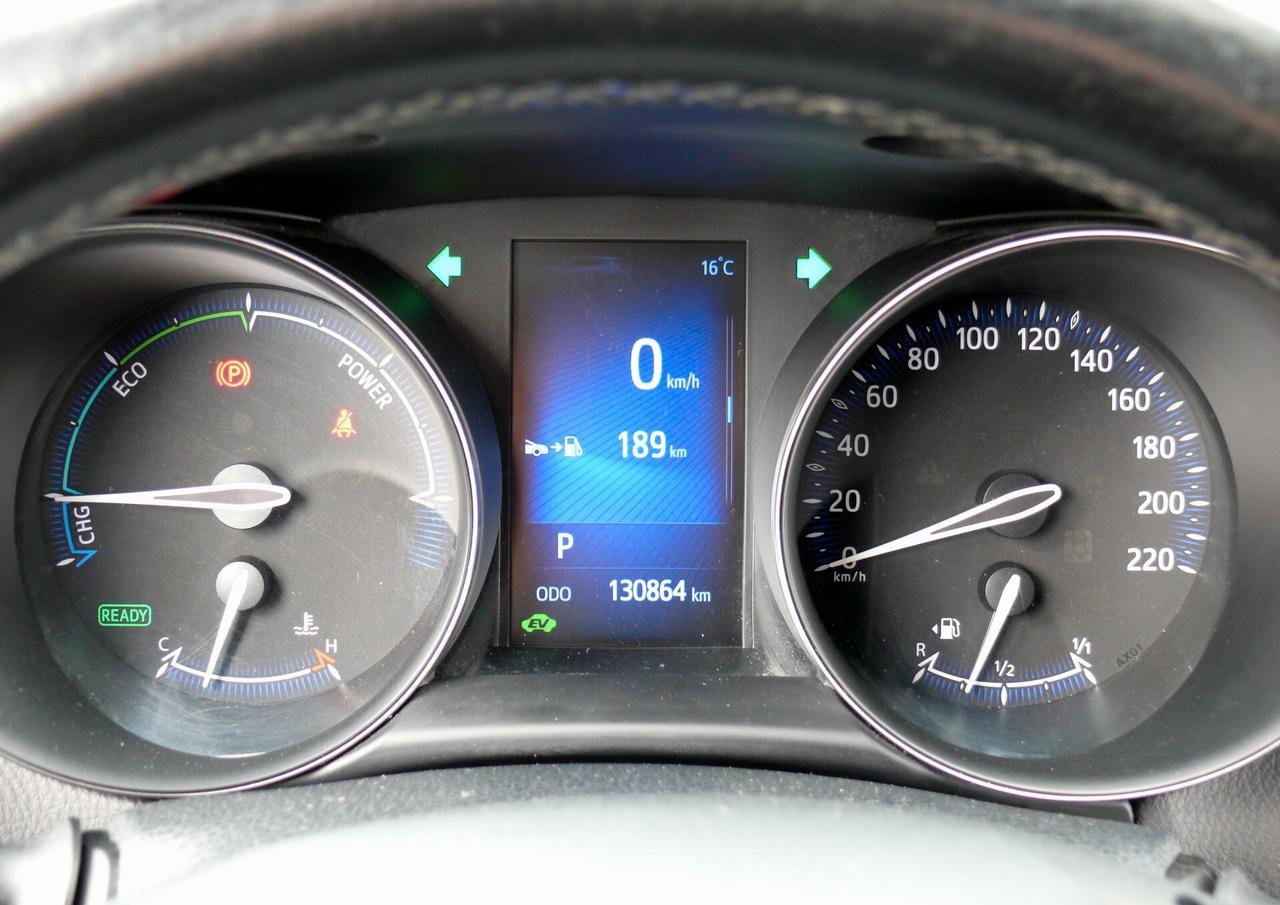 Toyota C-HR 1.8 Hybrid E-CVT Style (M1310)