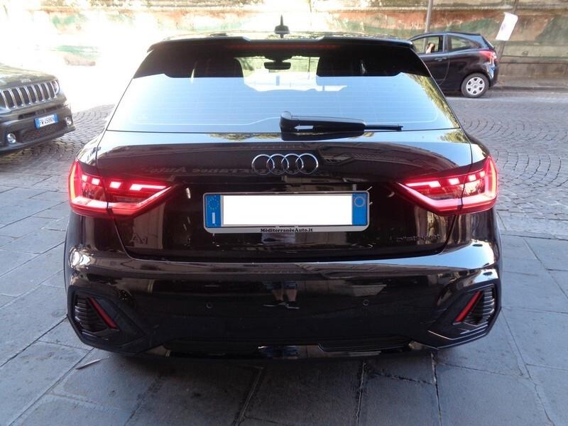 Audi A1 allstreet 30 TFSI S tronic S-Line Interno