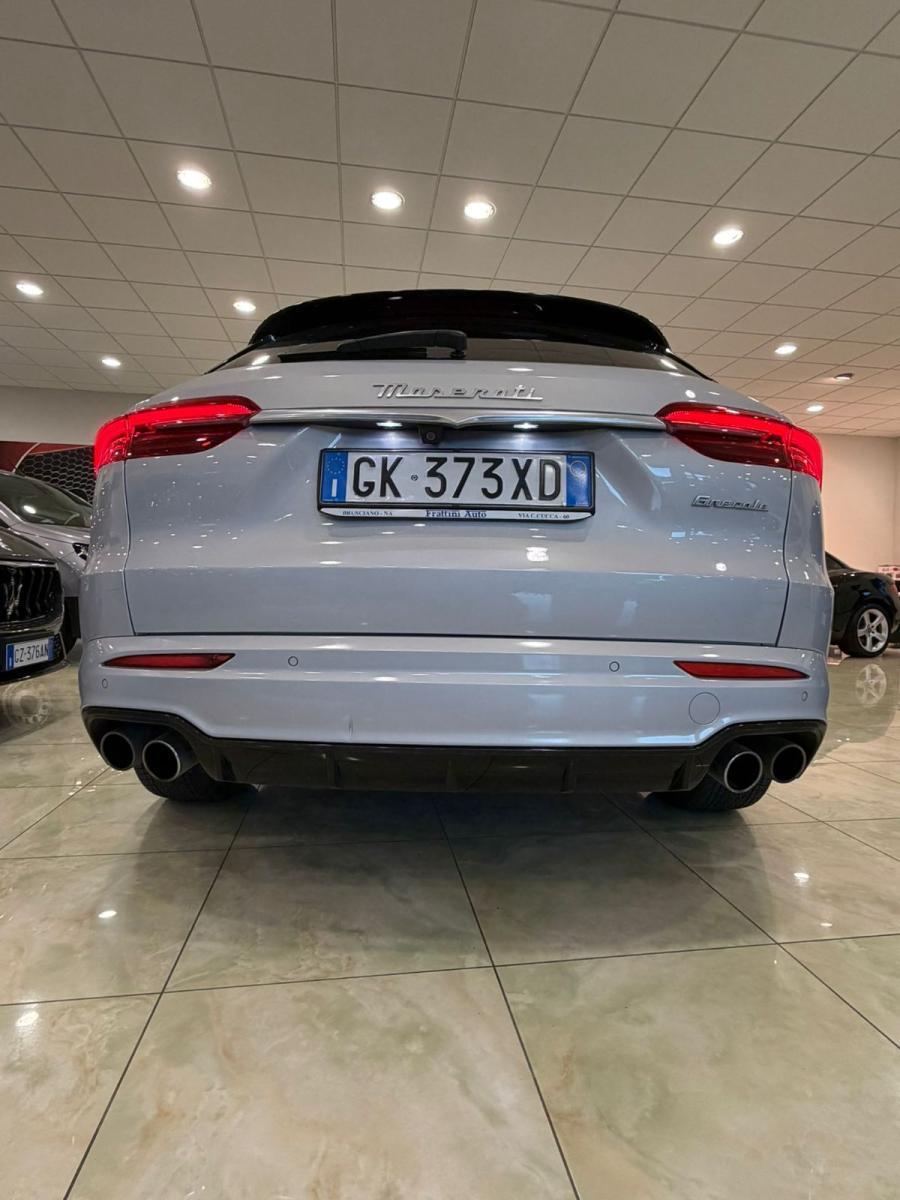 MASERATI - Grecale - 2.0 MHEV GT 300CV