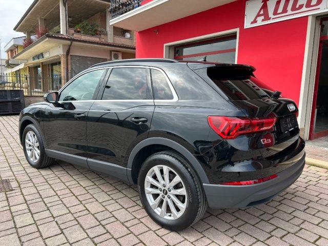 AUDI Q3 45 TFSI e S tronic Business