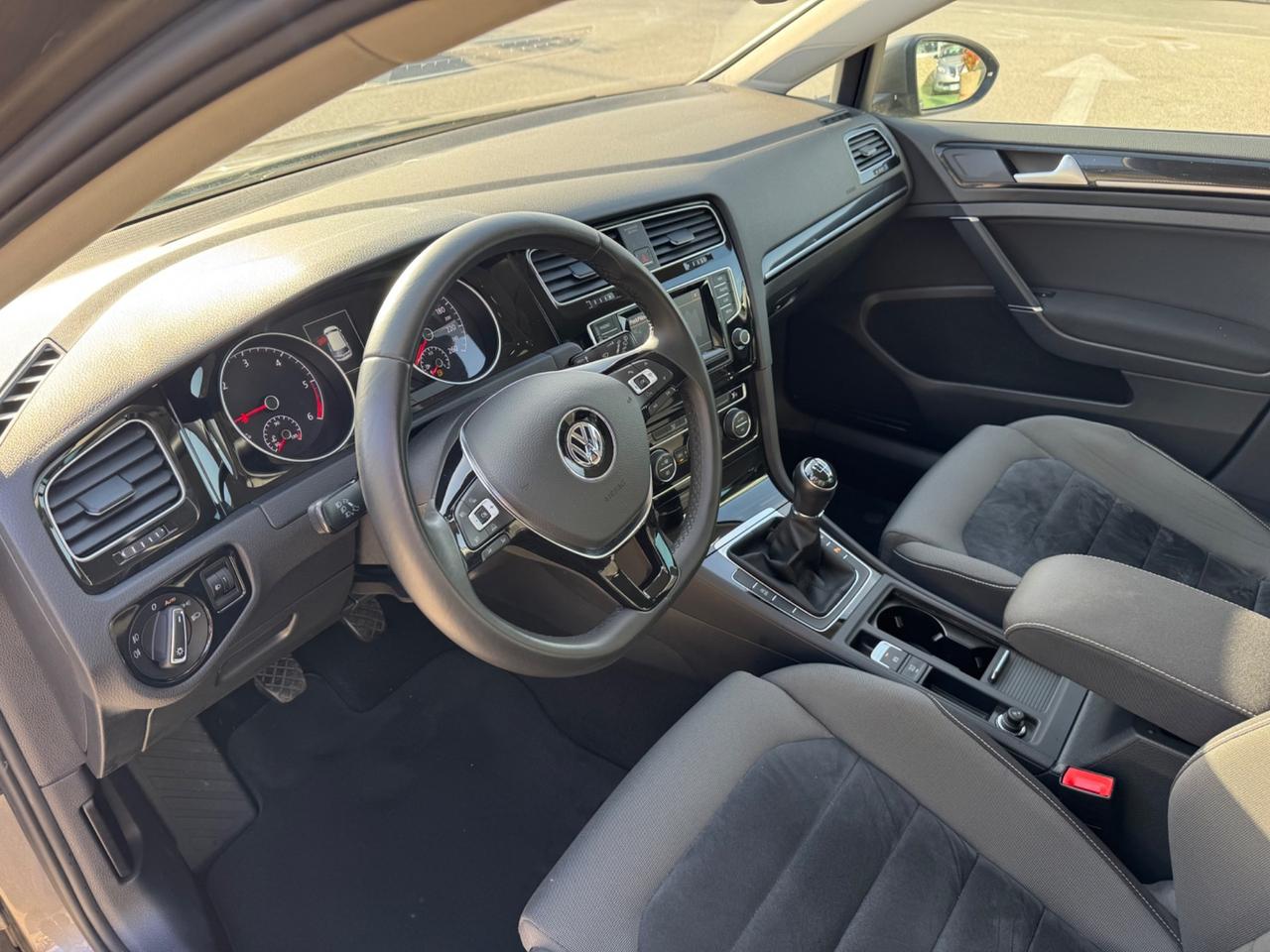 Volkswagen Golf VII 1.6 TDI 5p. Highline