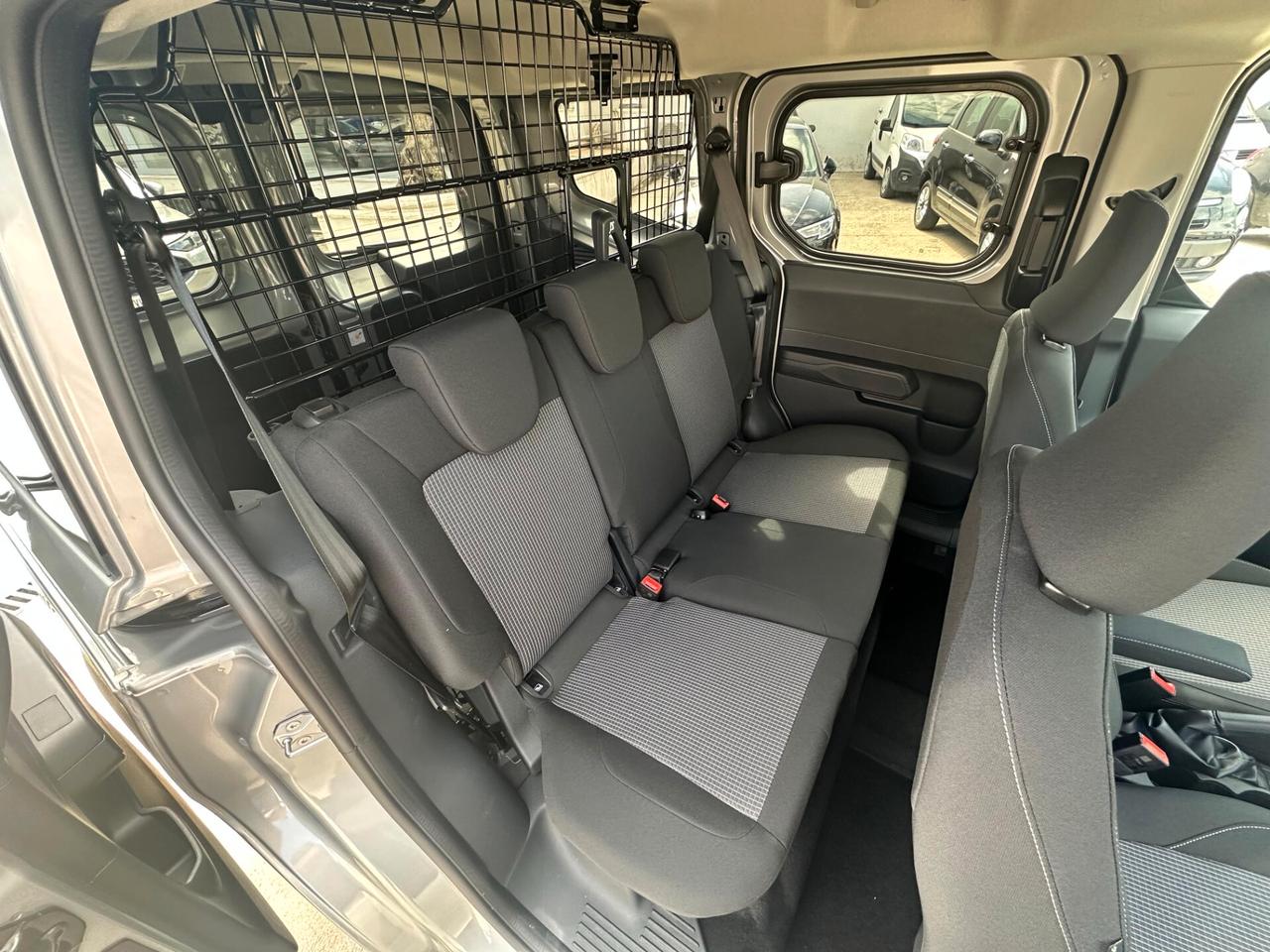 Ford Transit Courier 1.5 EcoBlue 100CV Van DC Trend